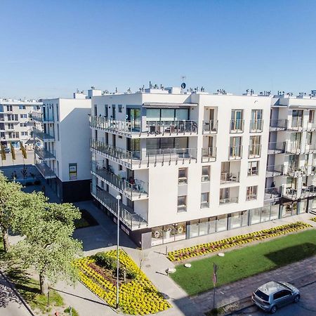 Color Apartments Apartament Black & White Kołobrzeg Exterior foto